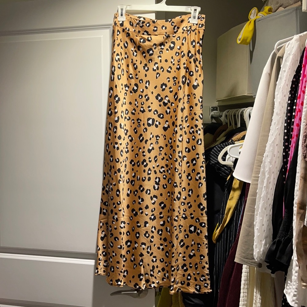 Midi skirt